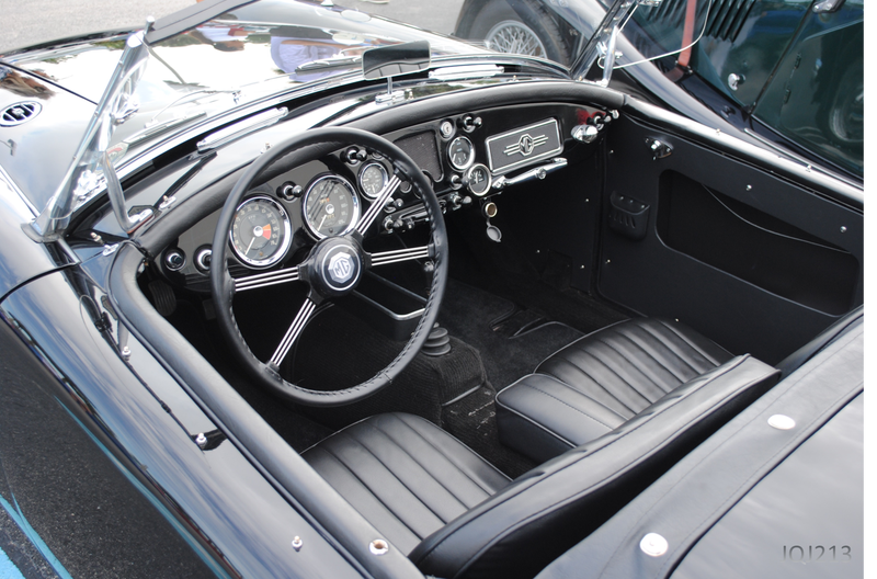 MG MGA